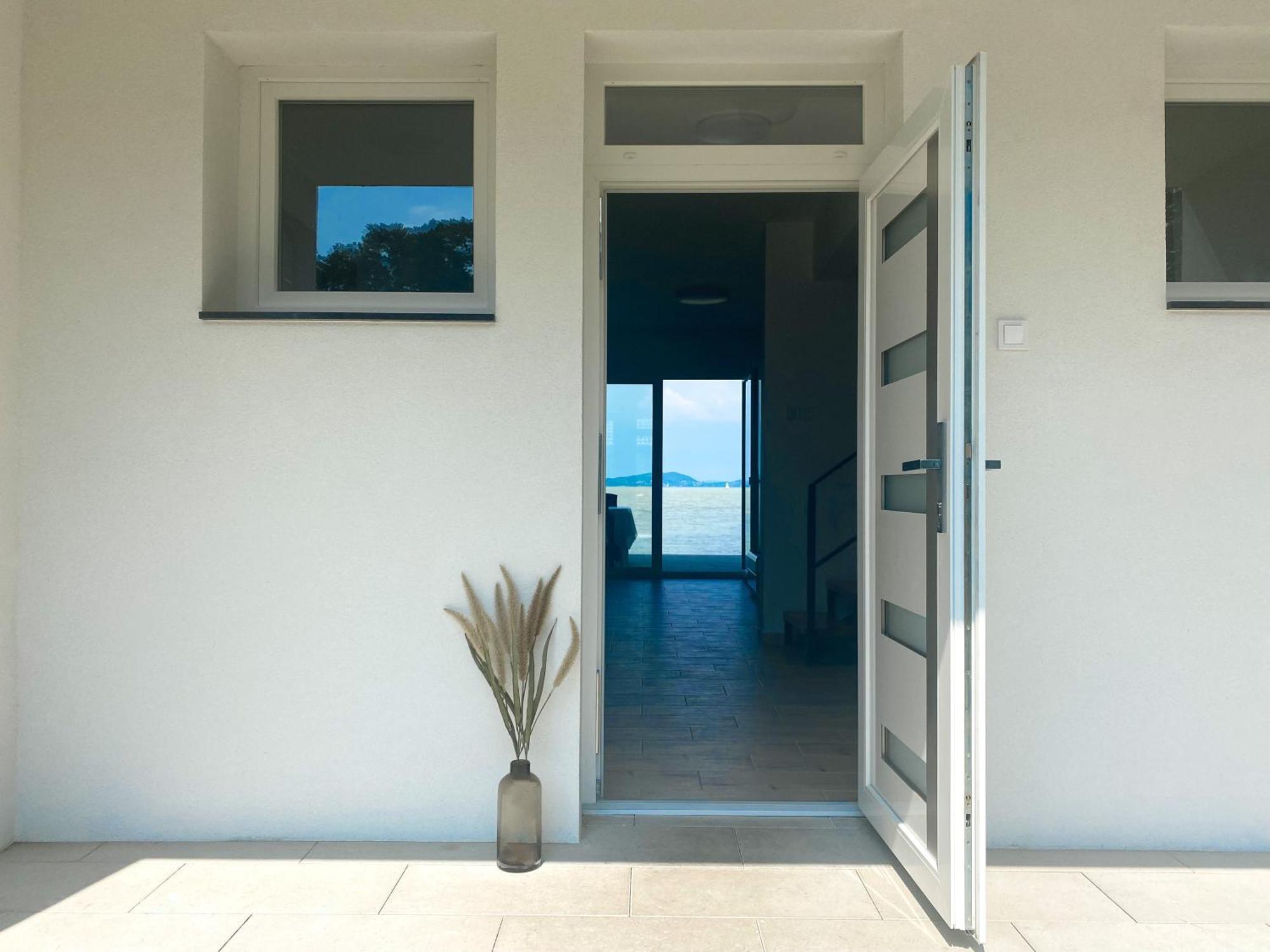 Balaton A Kertben - Balaton In The Garden - Beachfront Houses With Beautiful View, Private Beach Balatonfenyves Exteriér fotografie